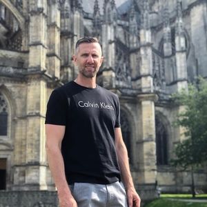 Meet your Posher, Derek